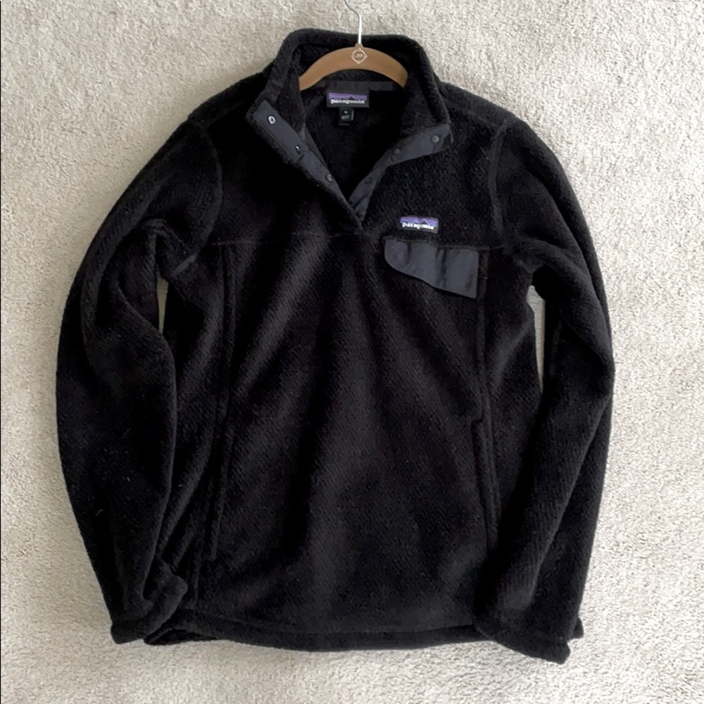LIKE NEW Patagonia Re-Tool Black Pullover! 🖤